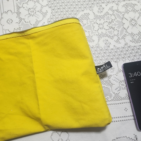 Hermes Clutch bag Flat Makeup Pouch Cosmetics Pouch Pouch yellow - Picture 4 of 14